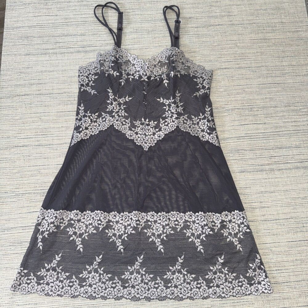 Wacoal Embrace Lace Chemise Grey Nightgown Lingerie Mesh Sheer Embroidered Sz M